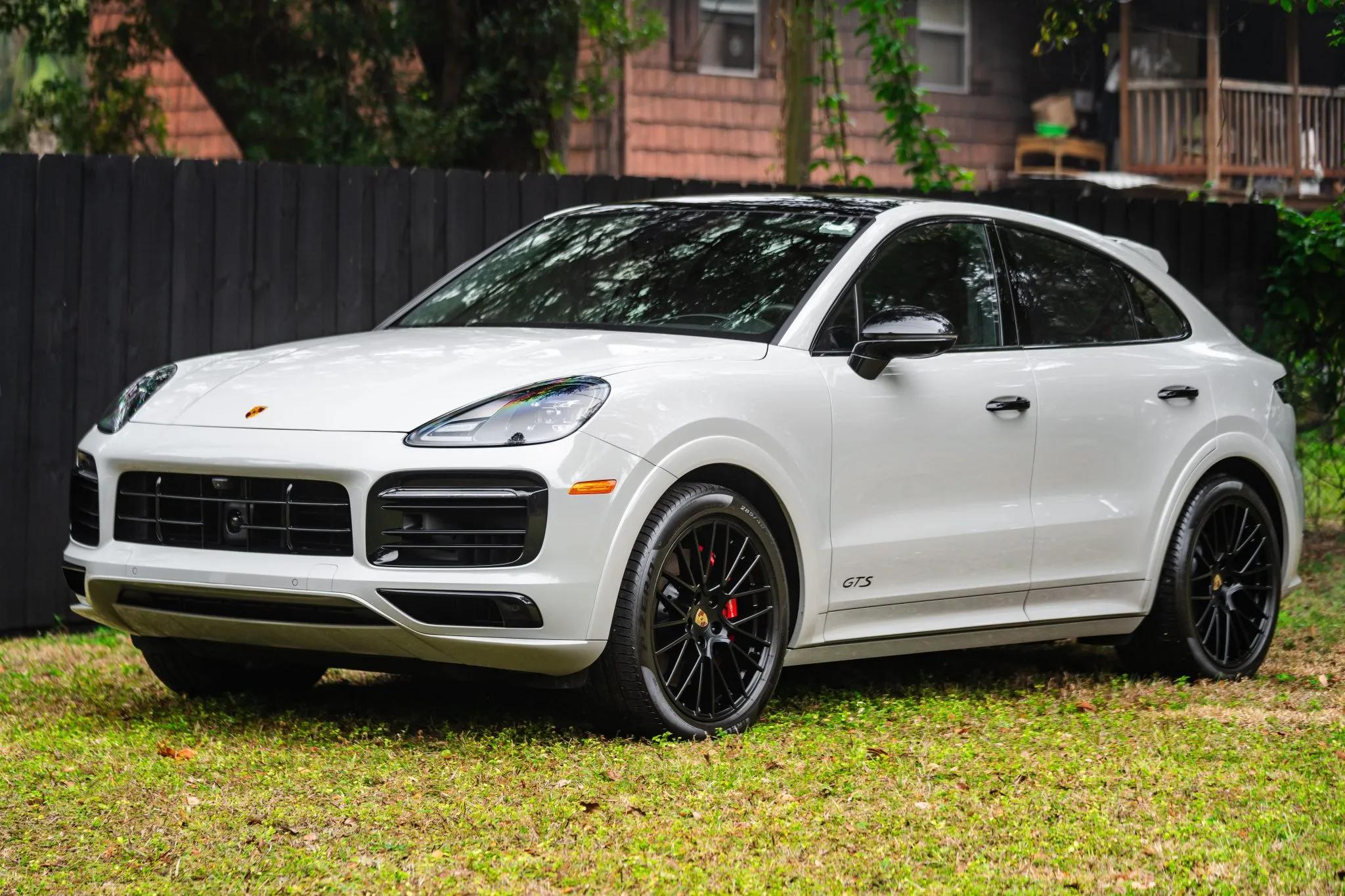 2022 Porsche Cayenne GTS